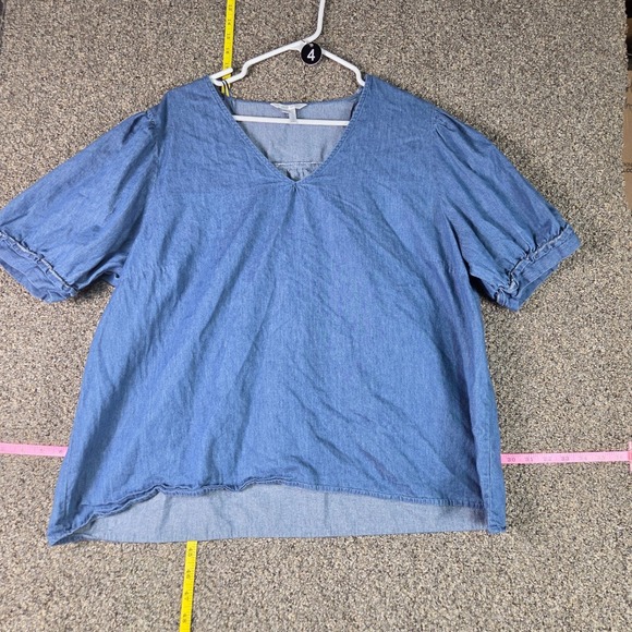 Draper James Tops - Draper James Blouse Womens XXL Blue Chambray Puff Sleeve V-Neck High-Low Top